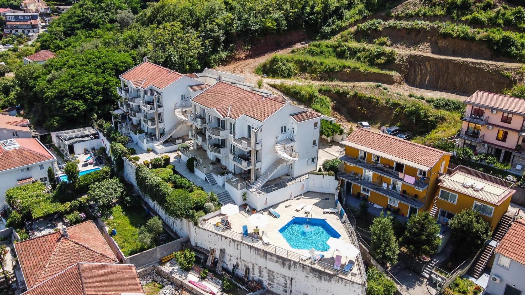 Chillout Apartment In Kotor Bay Dış mekan fotoğraf