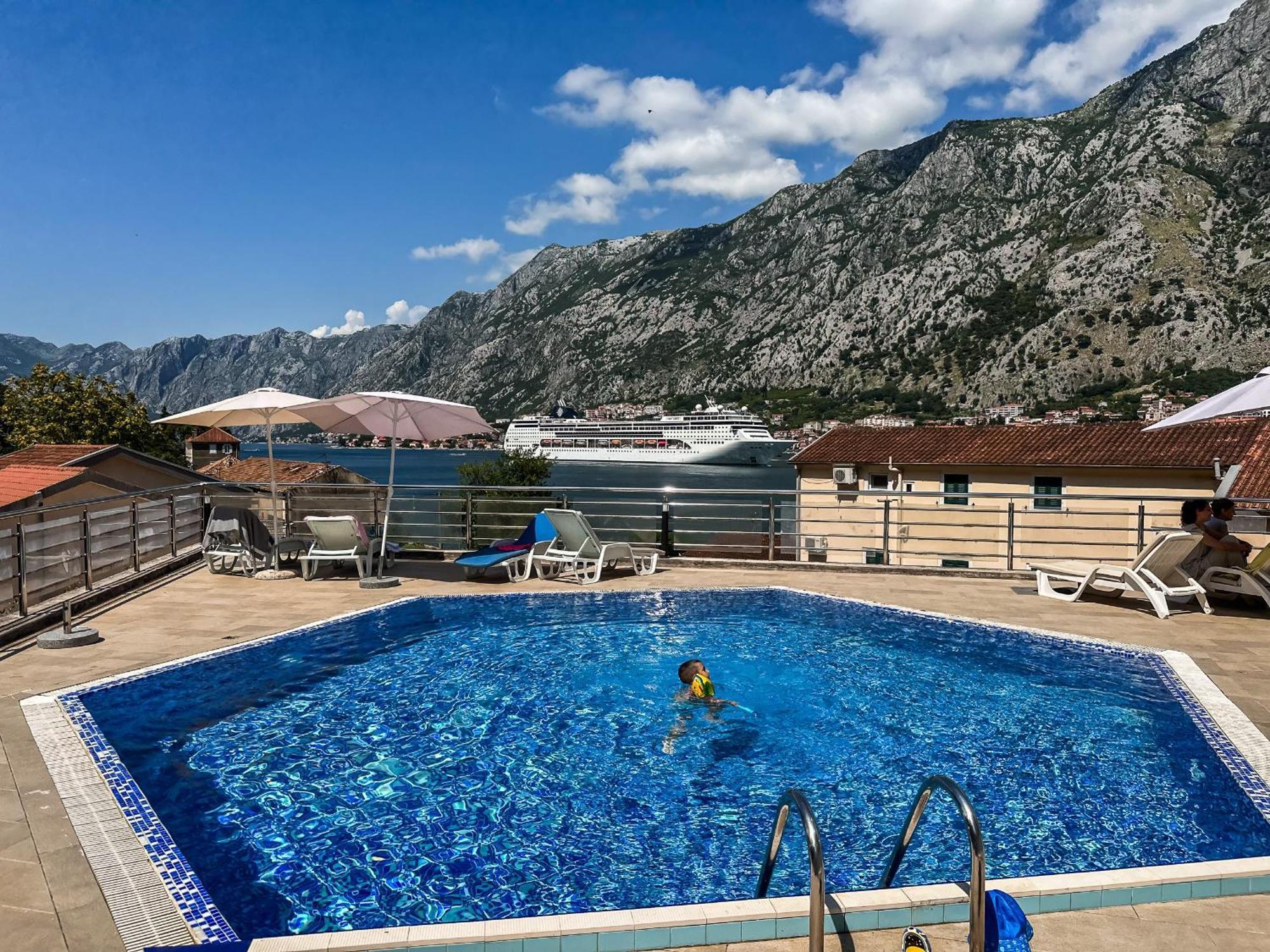 Chillout Apartment In Kotor Bay Dış mekan fotoğraf